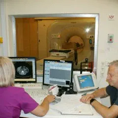 Rejestracja na badania wykonywane odpłatnie: rezonans magnetyczny, tel. 67 2106 609, tomografię komputerową, tel.67 2106 477.