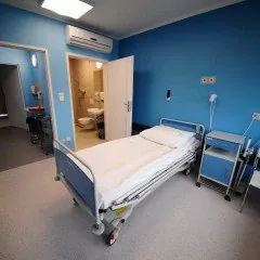 Lekarze i pielęgniarki uczestniczą w posiedzeniach konsylium w ramach pakietu szybkiej diagnostyki i leczenia chorób onkologicznych (DILO).