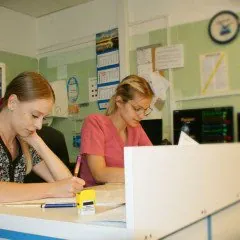 Wśród chorych OITiA znaczna większość jest kierowana ze Szpitalnego Oddziału Ratunkowego, a także z innych oddziałów Szpitala w przypadkach powikłań wymagających specjalistycznych interwencji.