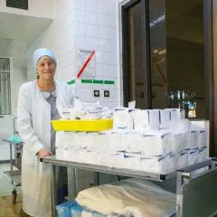 Czynności w Centralnej Sterylizatorni wykonywane są pod kontrolą doświadczonego i fachowego personelu.