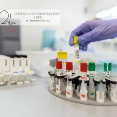 Laboratorium wyposażone jest w analizatory, które wykorzystują najnowocześniejsze technologie oraz system informatyczny z dwukierunkową komunikacja z analizatorami.