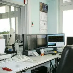 Informacją o planowanych przyjęciach służą sekretarki medyczne Oddziału pod nr telefonu 67 2106 413, a o przyjęciach na badania i zabiegi koronarograficzne pod nr 67 2106 563.